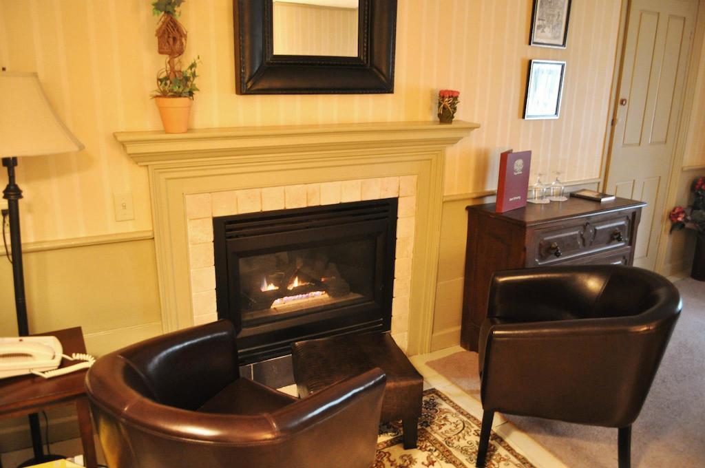 Colby Hill Inn Henniker Zimmer foto